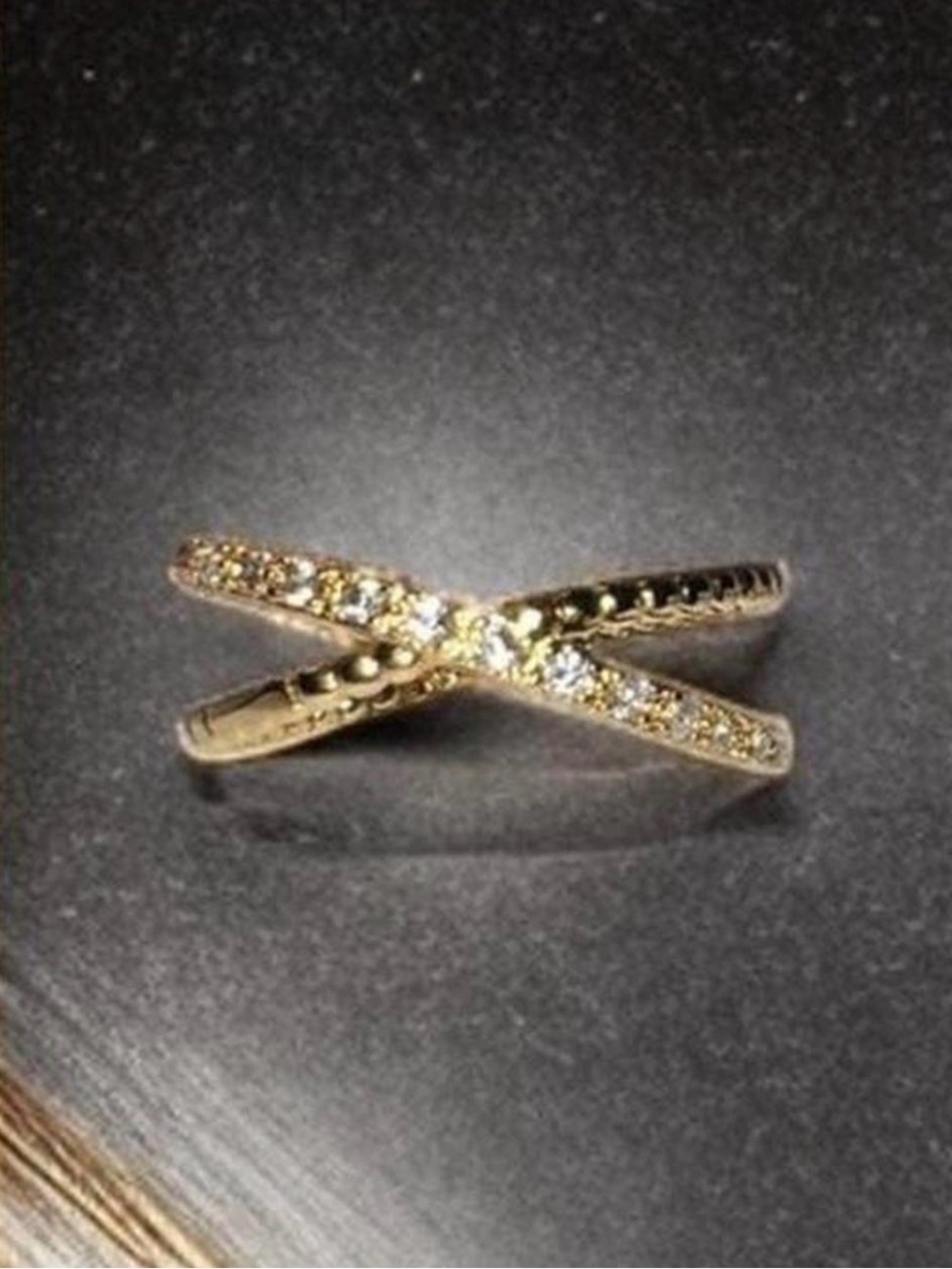 Elegant Gold Crossover Rings - Picture 5 of 6